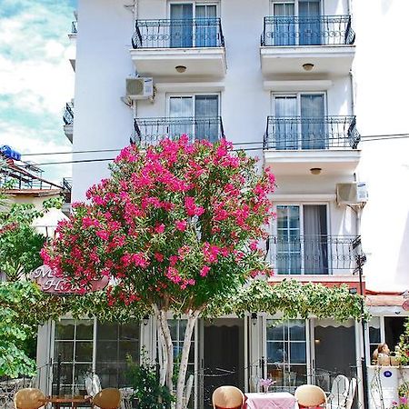 Melaike Hotel Foça Esterno foto